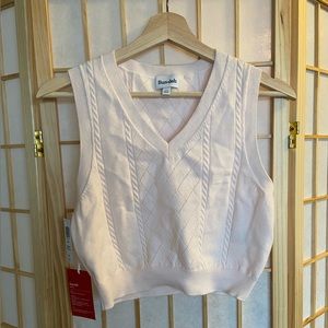 Quinn Sweater Vest- Aritzia